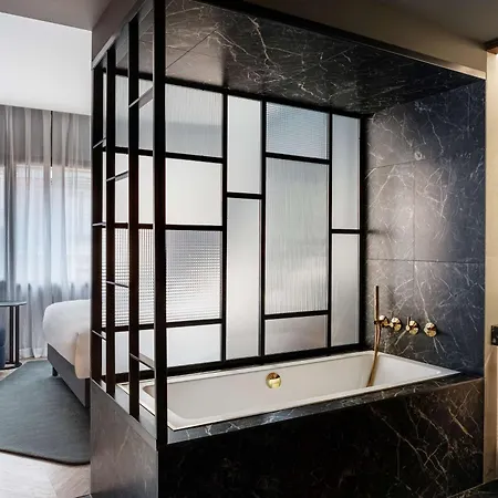 Radisson Collection 5*