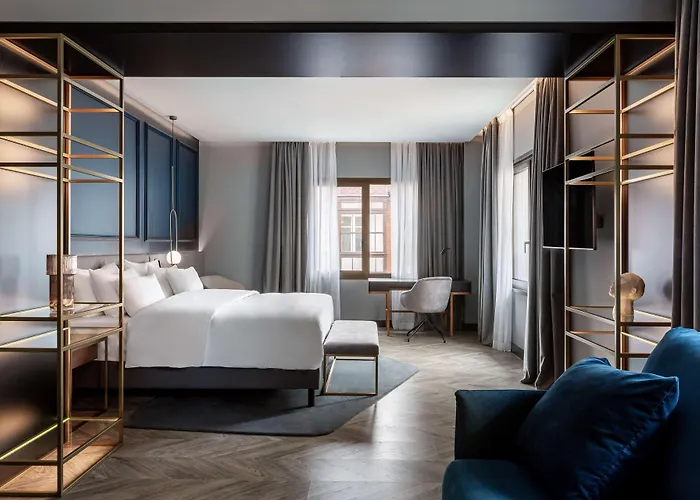 Отель Radisson Collection 5*