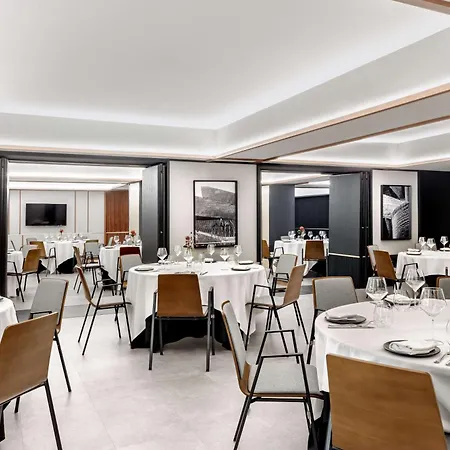 Radisson Collection 5* Bilbau