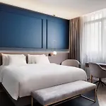 Radisson Collection 5*