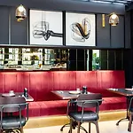 Radisson Collection 5*